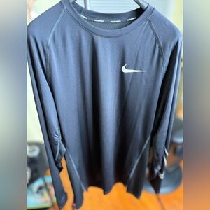 Nike Pro Dri-FIT Long-Sleeve Tee